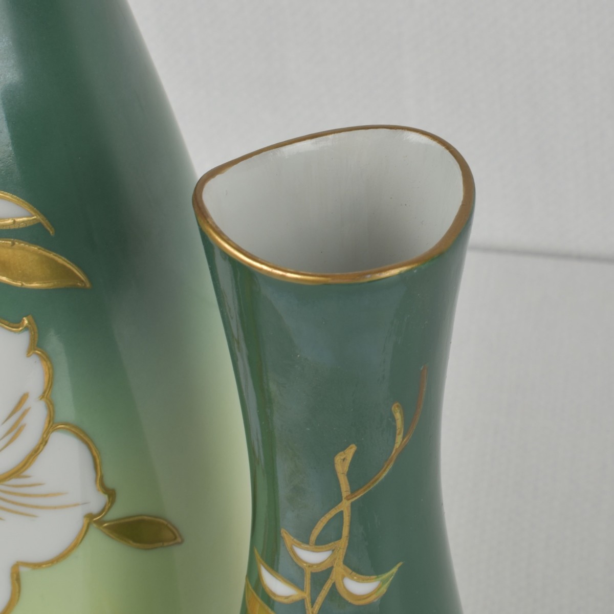Wallendorf 1764 German Vases