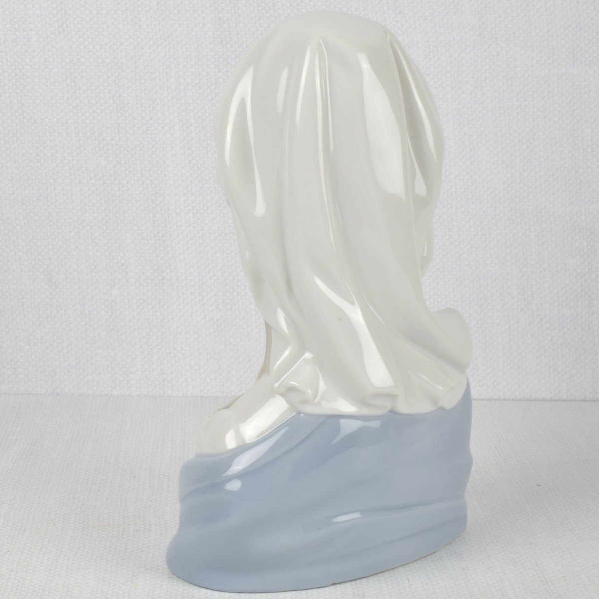 Lladro Figurine