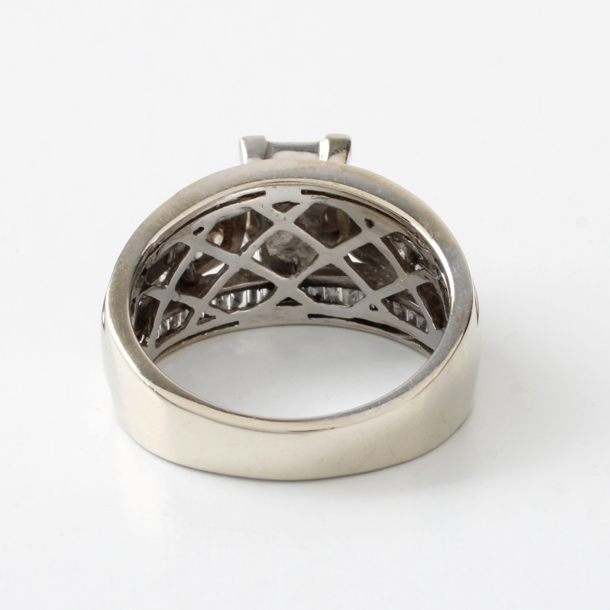 Diamond and 10K Ring