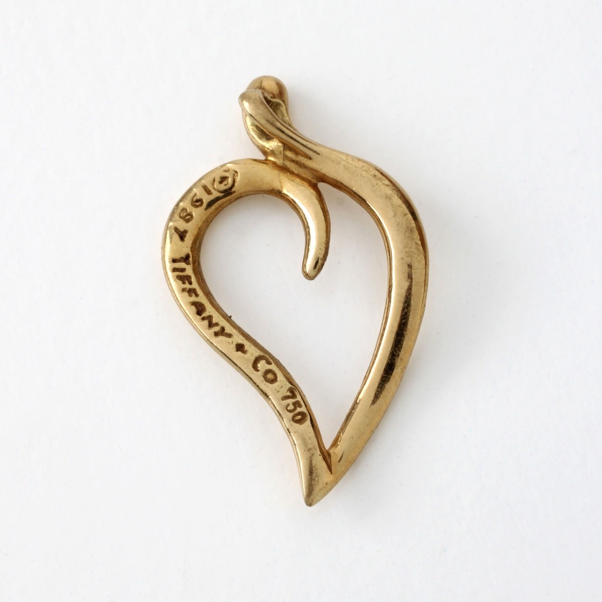 Tiffany & Co 18K Pendant