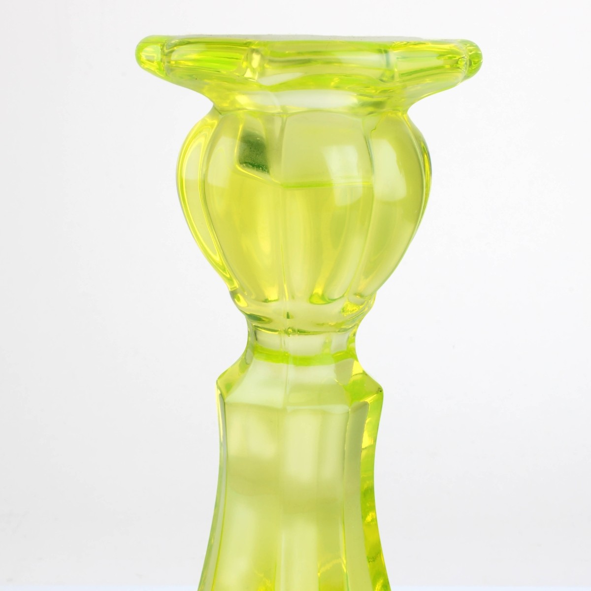 Vaseline Uranium Glass