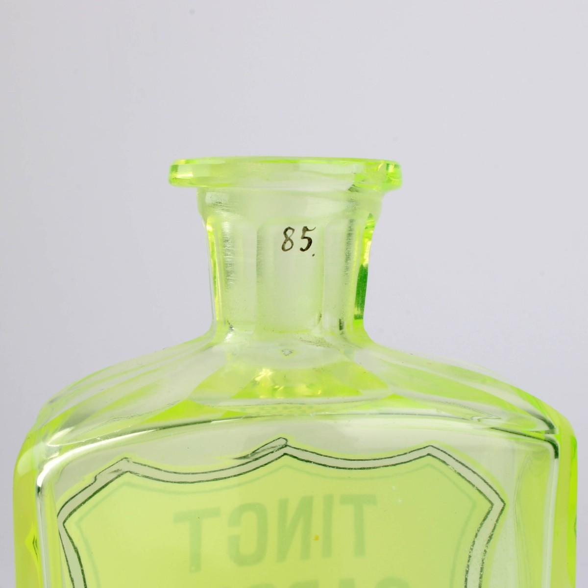 Vaseline Uranium Glass