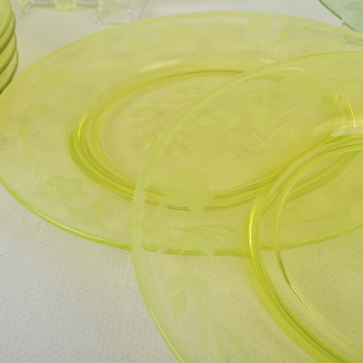 Vaseline Uranium Glass