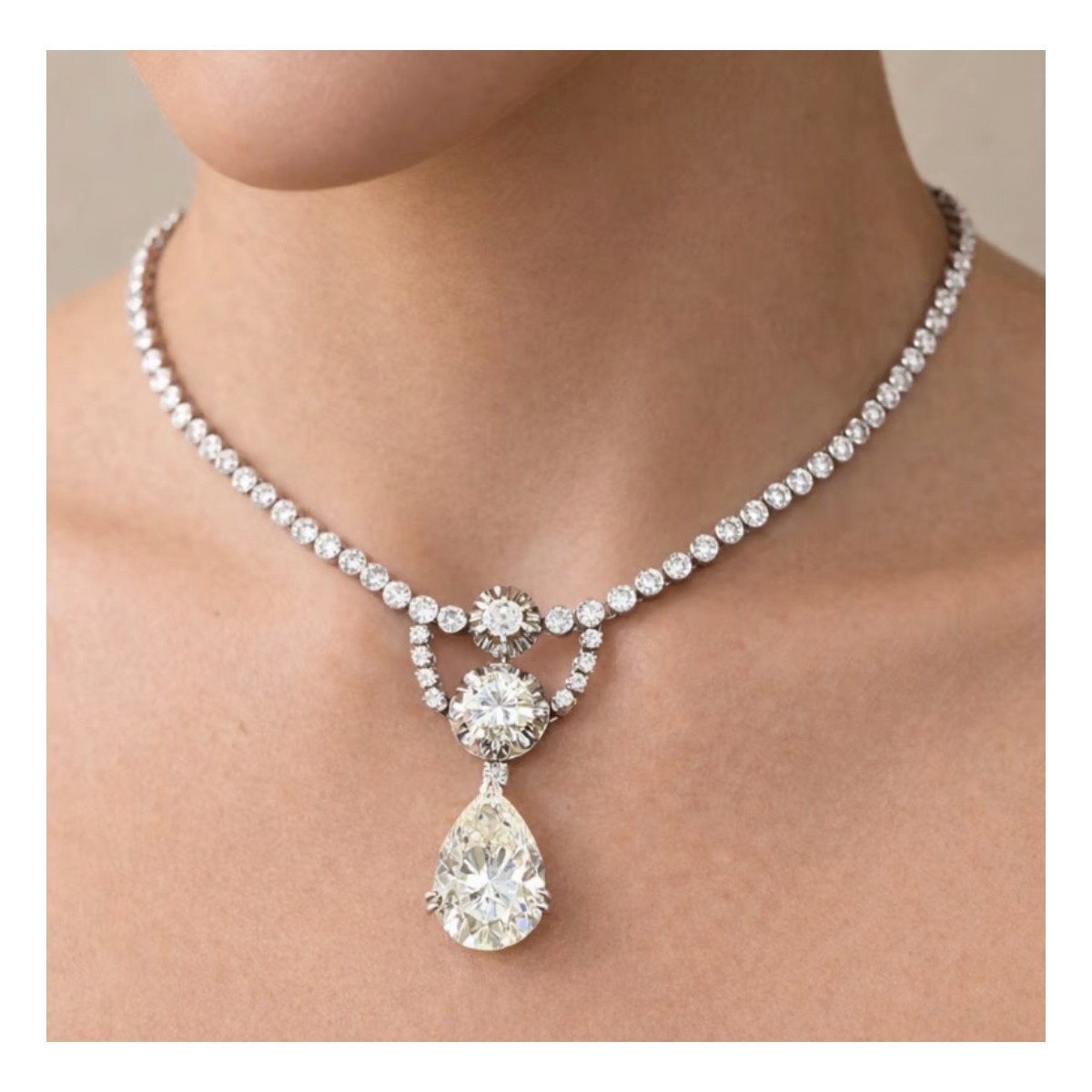 GIA Deco Diamond & Plat. Necklace