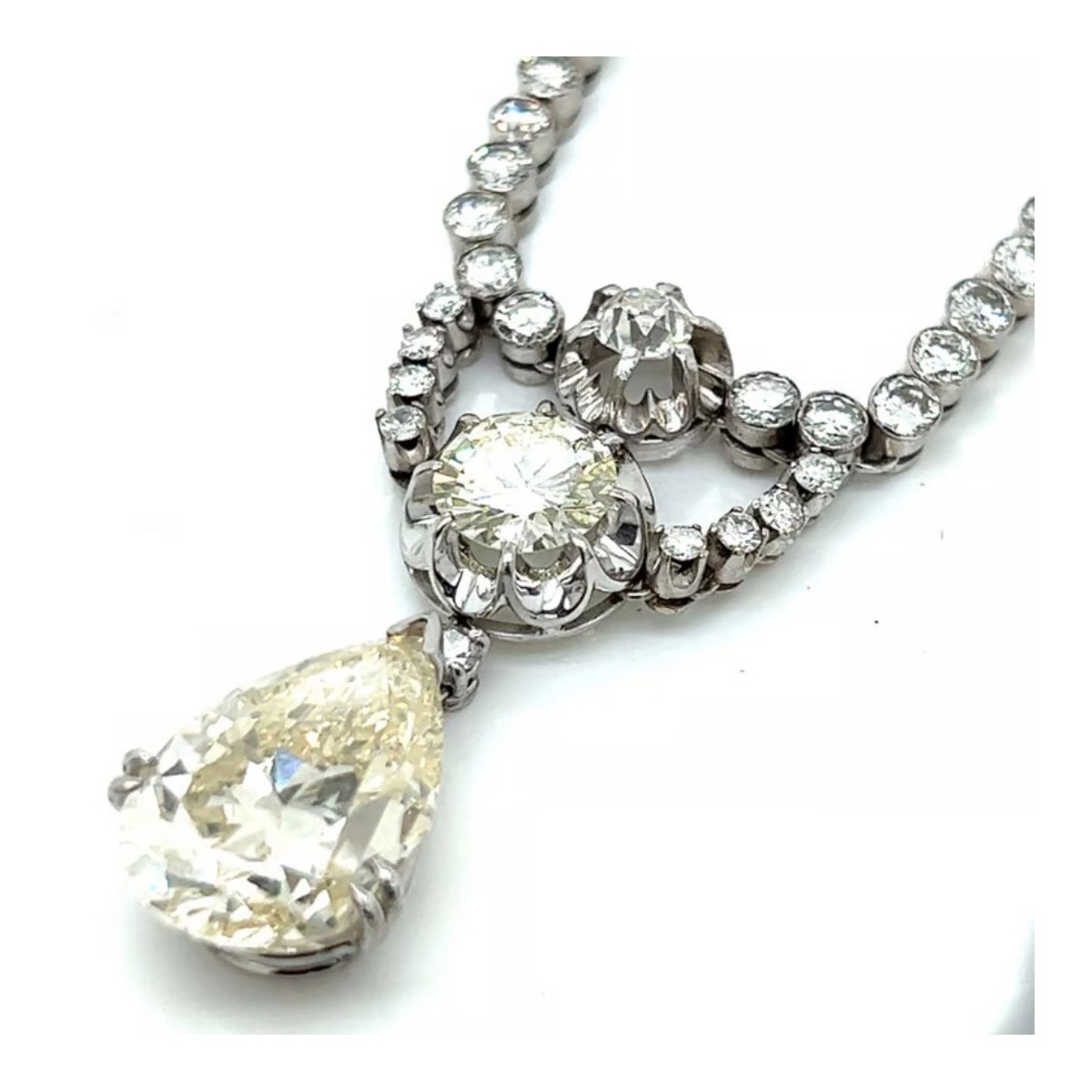GIA Deco Diamond & Plat. Necklace