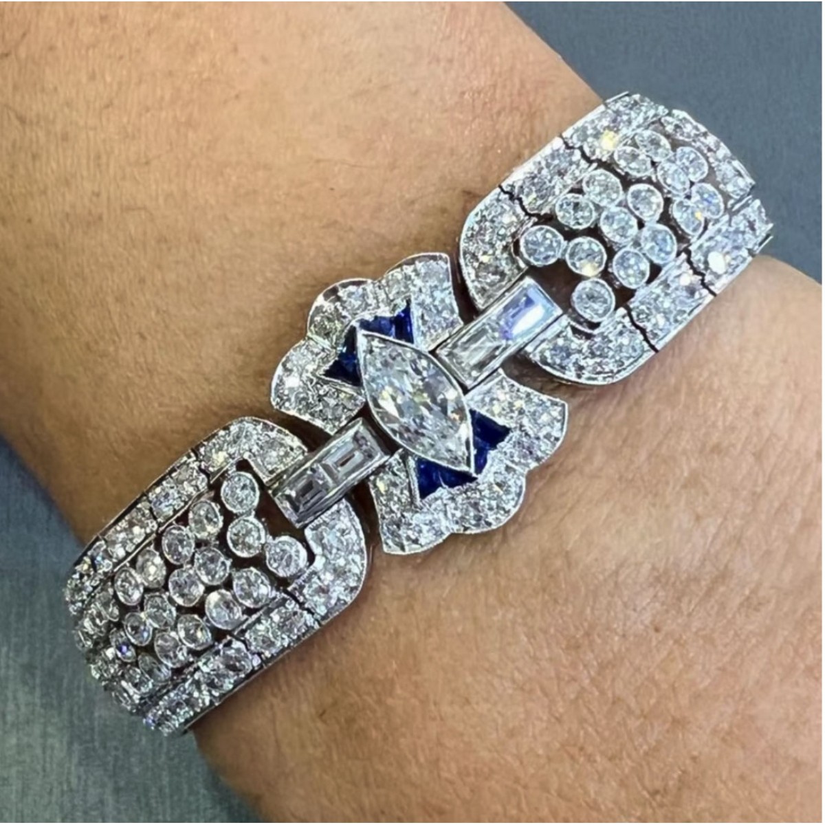 Deco Diamond Sapphire & Plat Bracelet