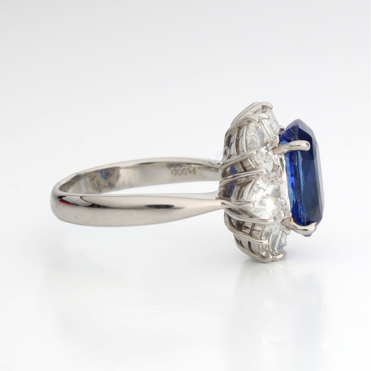 GRS Sapphire Diamond and Platinum Ring