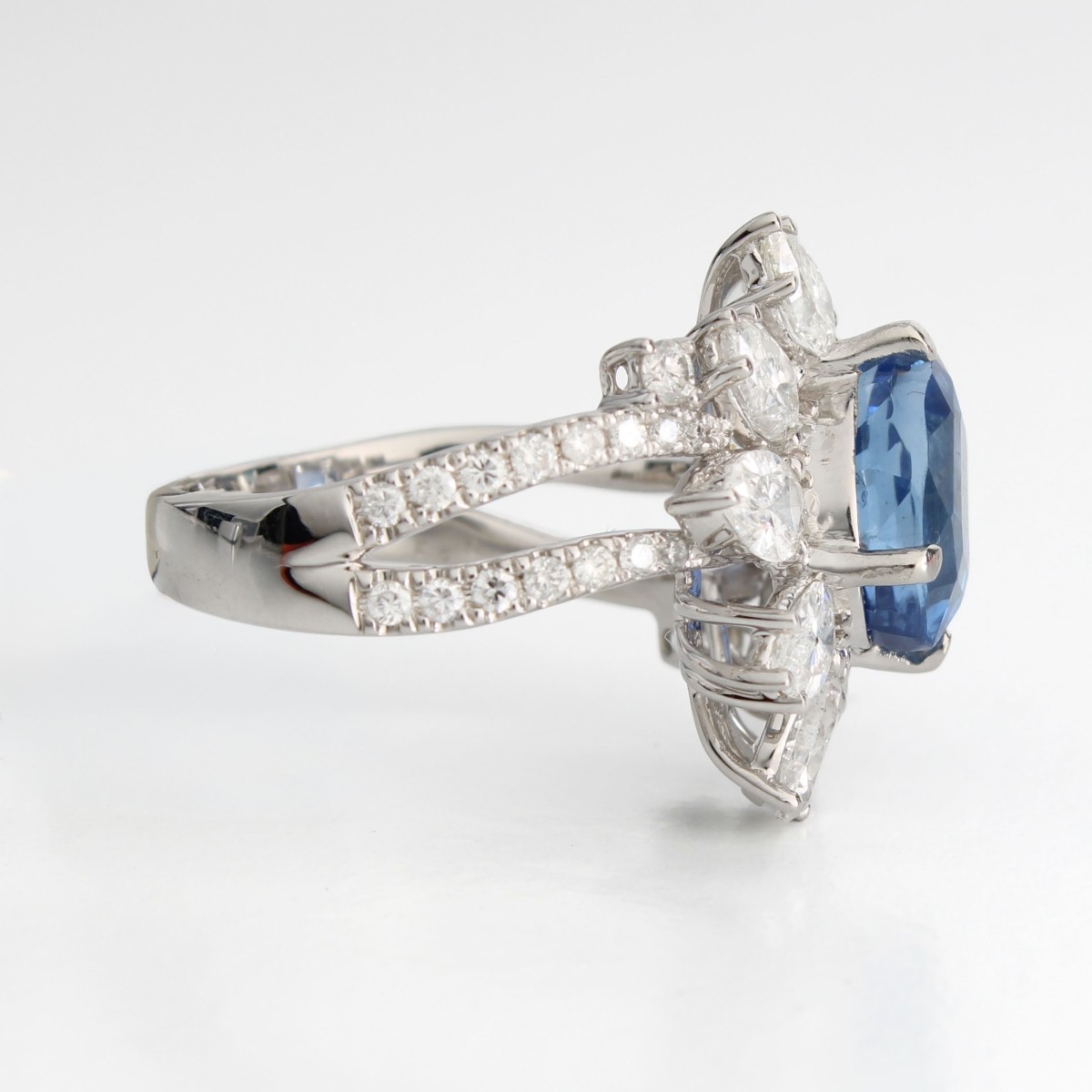 GIA Sri Lanka Sapphire & Diam. Ring