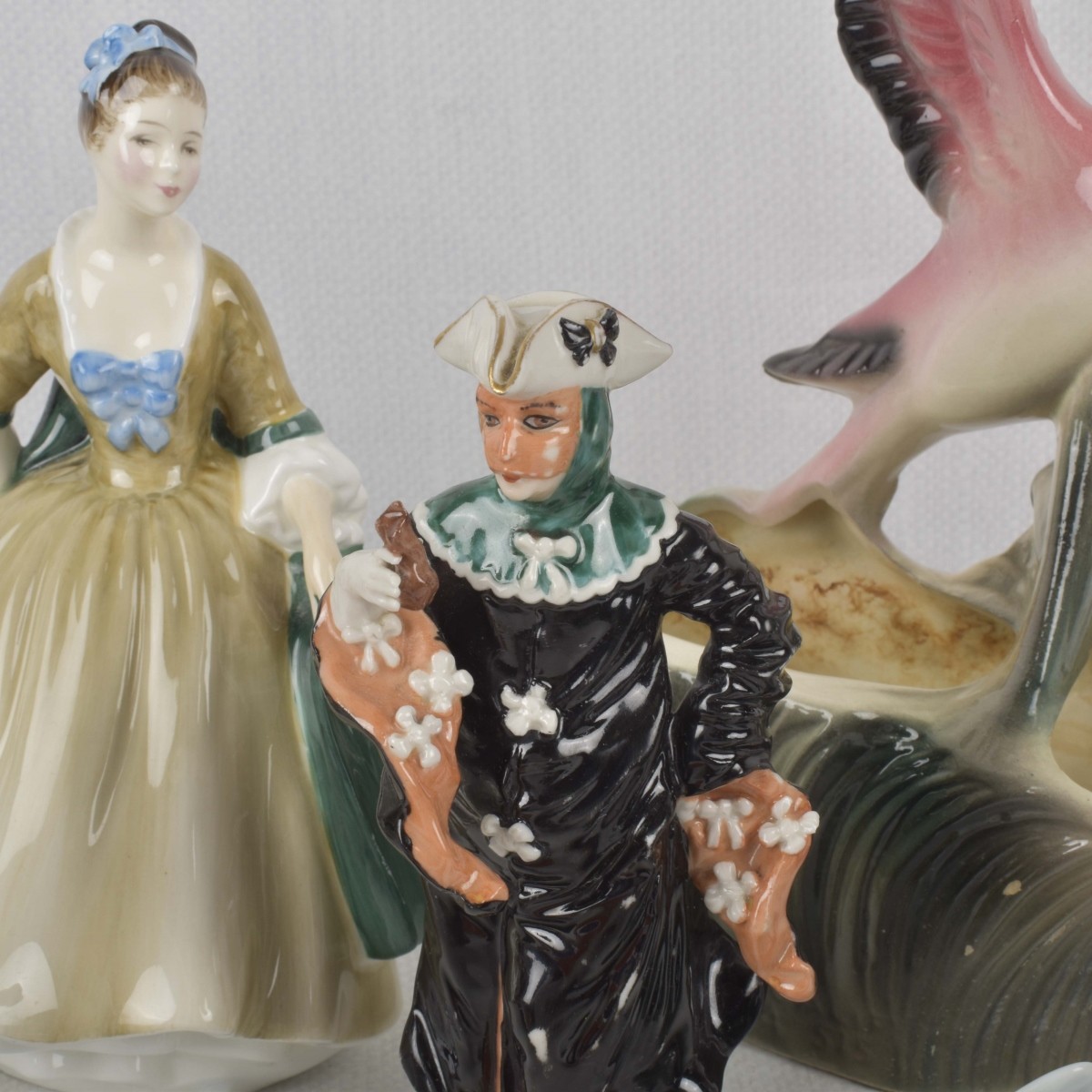 Glazed Porcelain Pieces