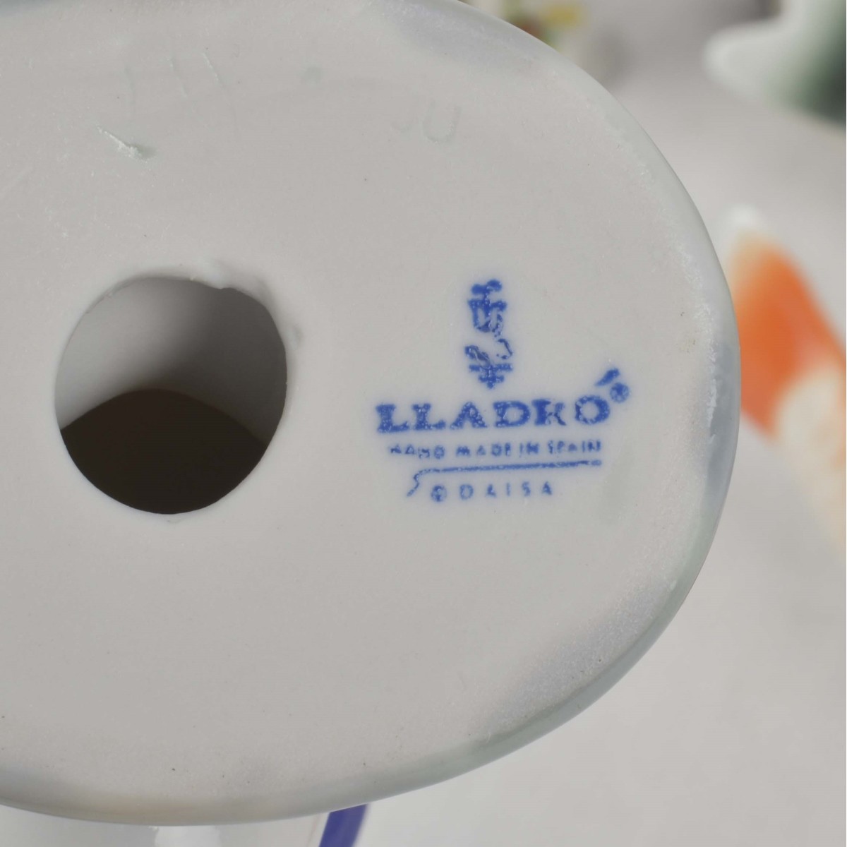 Glazed Porcelain Pieces