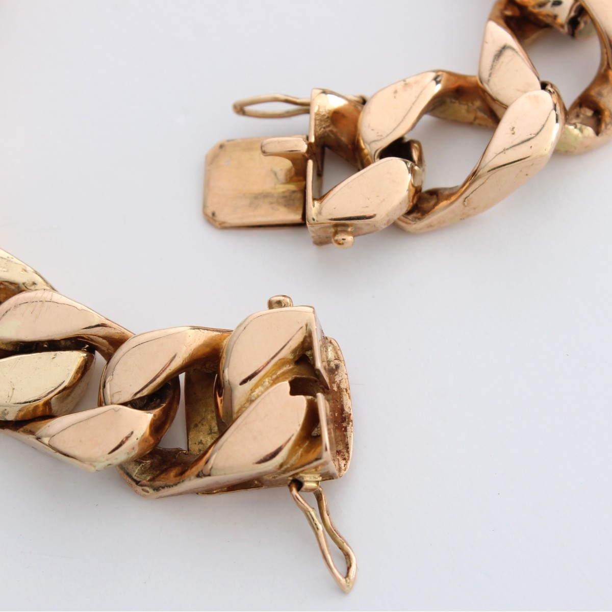 17K Curb Link Bracelet
