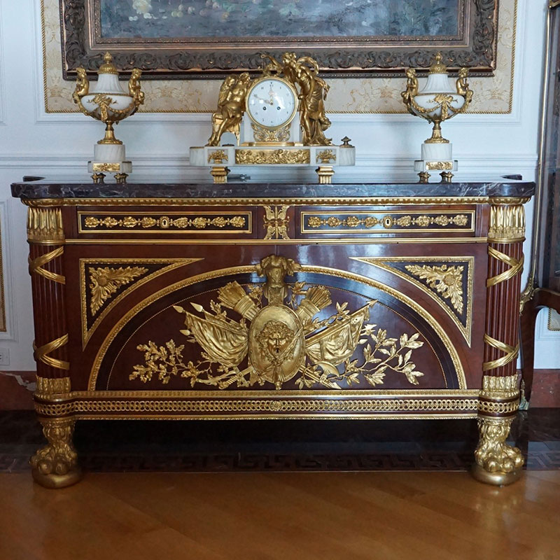 Fine French Furniture & Decoration